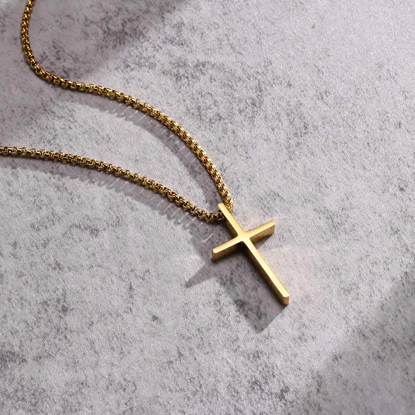Trinity Chain – Edelstahl mit Kreuzanhänger